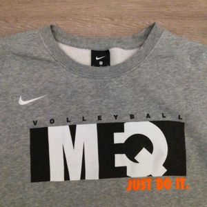Nike sweat shirt